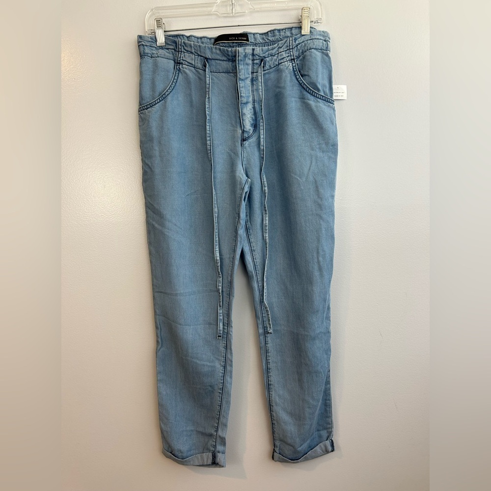 NWT Rich & Skinny Karlie Lightweight Denim Cuffed Button Fly Pants Size XS